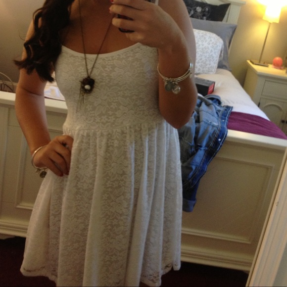 Garage White Floral Tank Dress - Picture 2 of 5